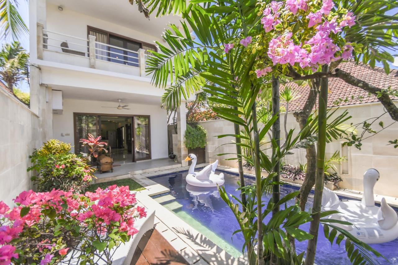 Amalia Swan Haven Villa Seminyak Εξωτερικό φωτογραφία